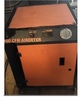 Dunamis Machine 3 Cavity PET Blow Moulding Machine - 3